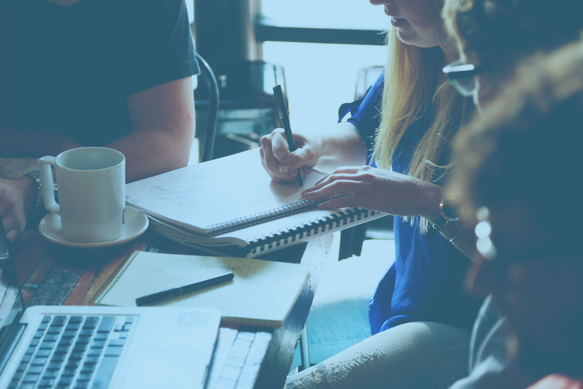 Become and Econometrics Tutor